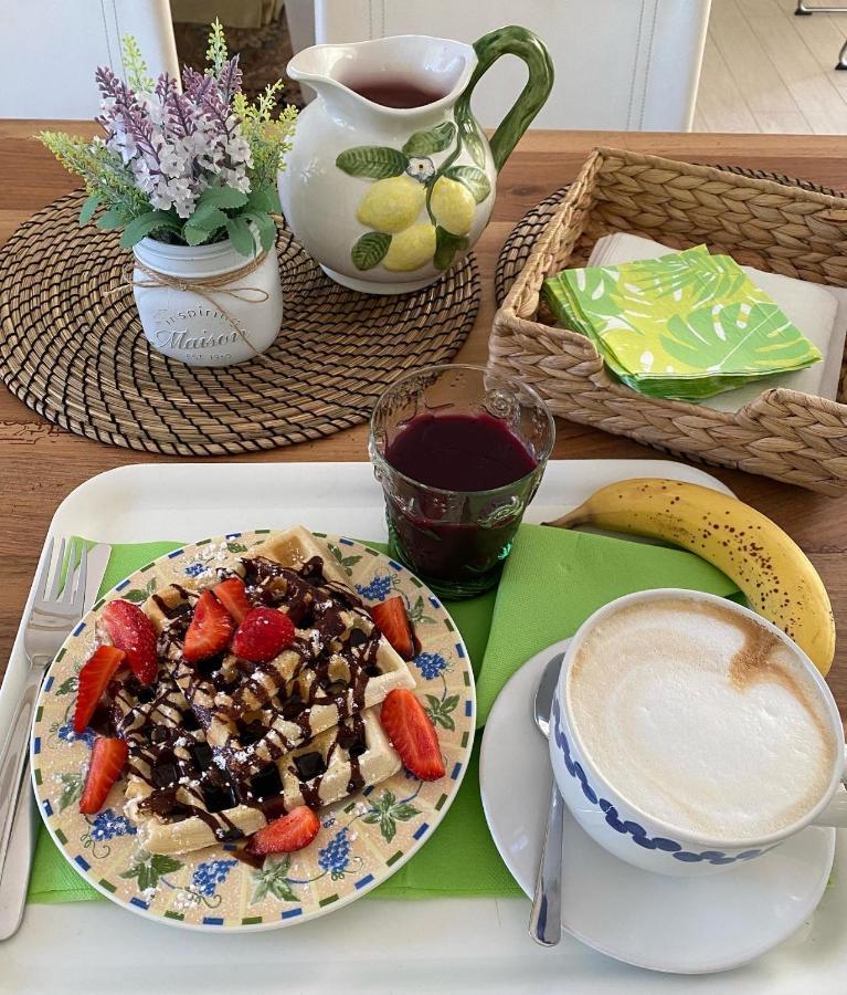 Bellaisa Bed & Breakfast カマイオーレ エクステリア 写真